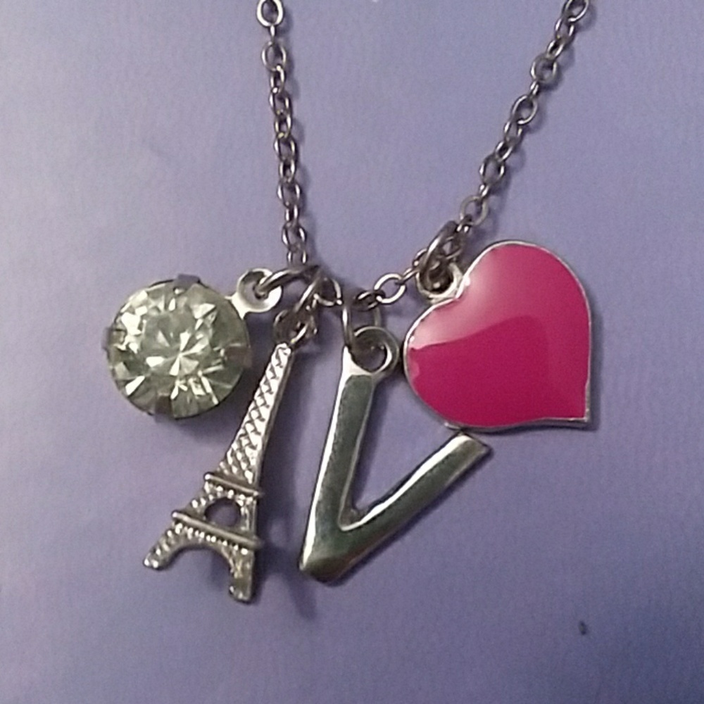 Justice 'V' Paris Necklace
